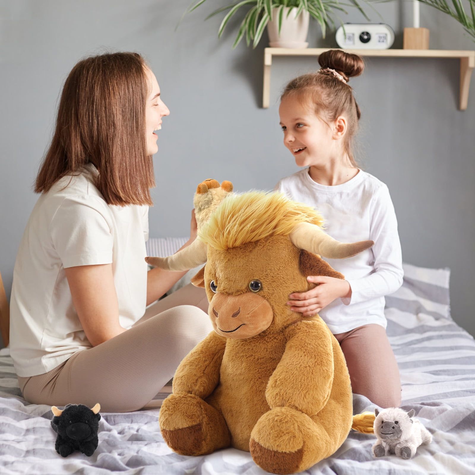 MorisMos 18'' Highland Cattle Stuffed Animal Soft Stuffed Highland Cow Plush Mommy and 3 Babies