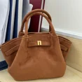 thumbnail image 2 of Bolso de mano de cuero JW PEI, bolso cruzado inclinado de un solo hombro para ir al trabajo de cuero Hanachamois, bolso de lujo para mujer, 2 of 5