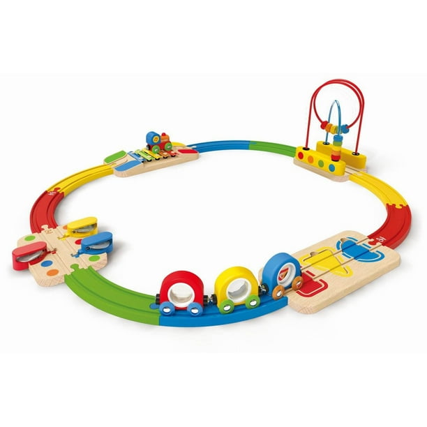 Hape store rainbow railway