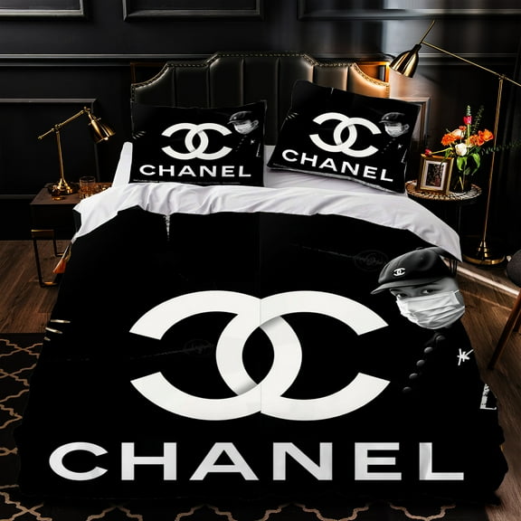 Chic 3-Piece Duvet Cover Set in Black and White with Elegant Luxurious Bedding for Modern Bedrooms