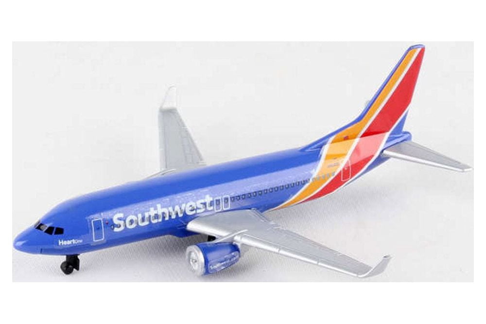 Toy Airplane Playset - Airport Playmat with Three 5.5' Diecast Model Planes & Accessories - Delta, Southwest, Jetblue Airlines