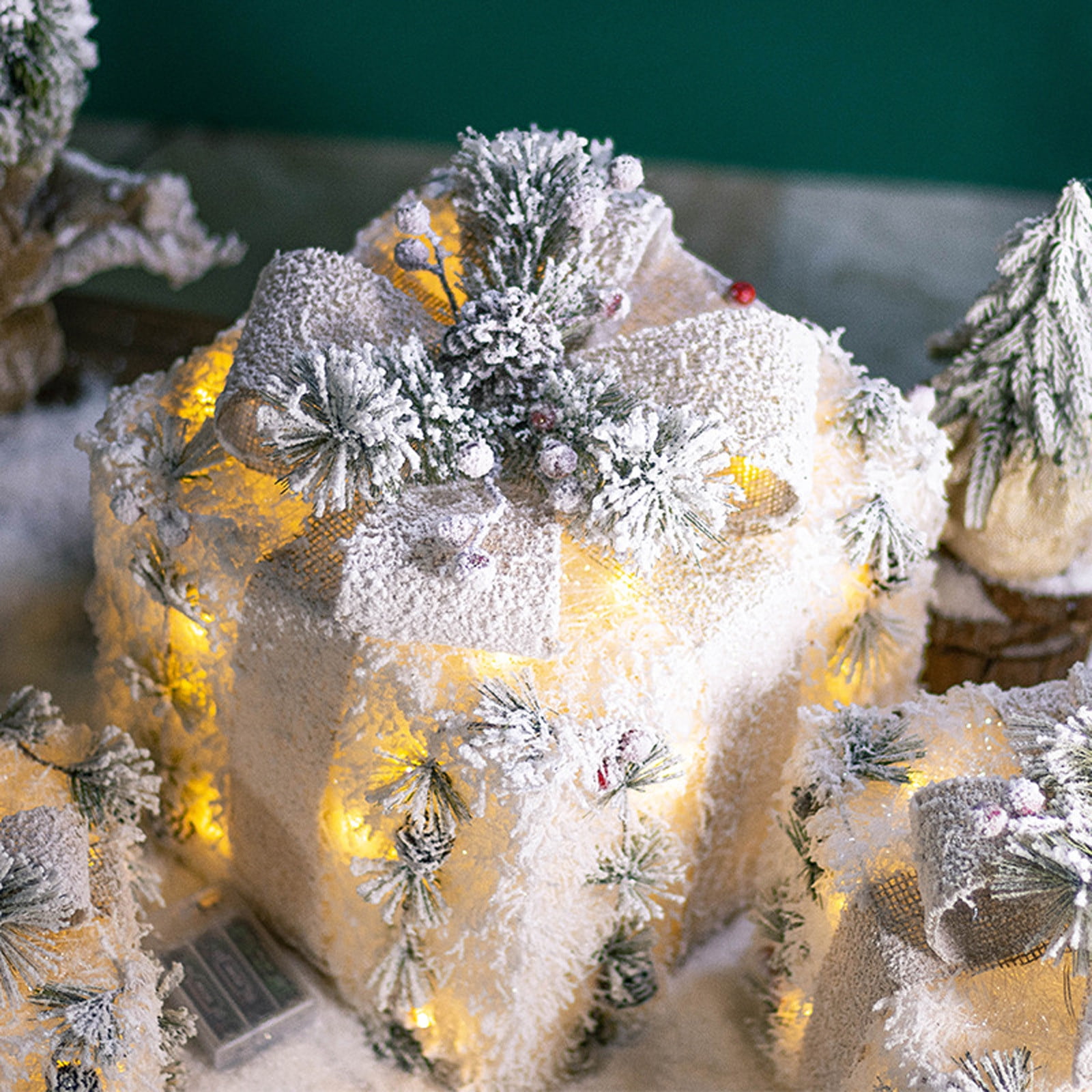 XBSXP Gift Boxes Christmas Luminous Gift Box, With Luminous Power Supply,  Three-Piece Iron Set, Holiday Decoration Gift Box, Christmas Tree Scene
