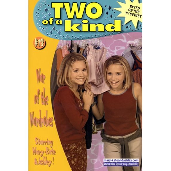 Pre-Owned Two of a Kind #13: War of the Wardrobes (Paperback) 0061066362 9780061066368