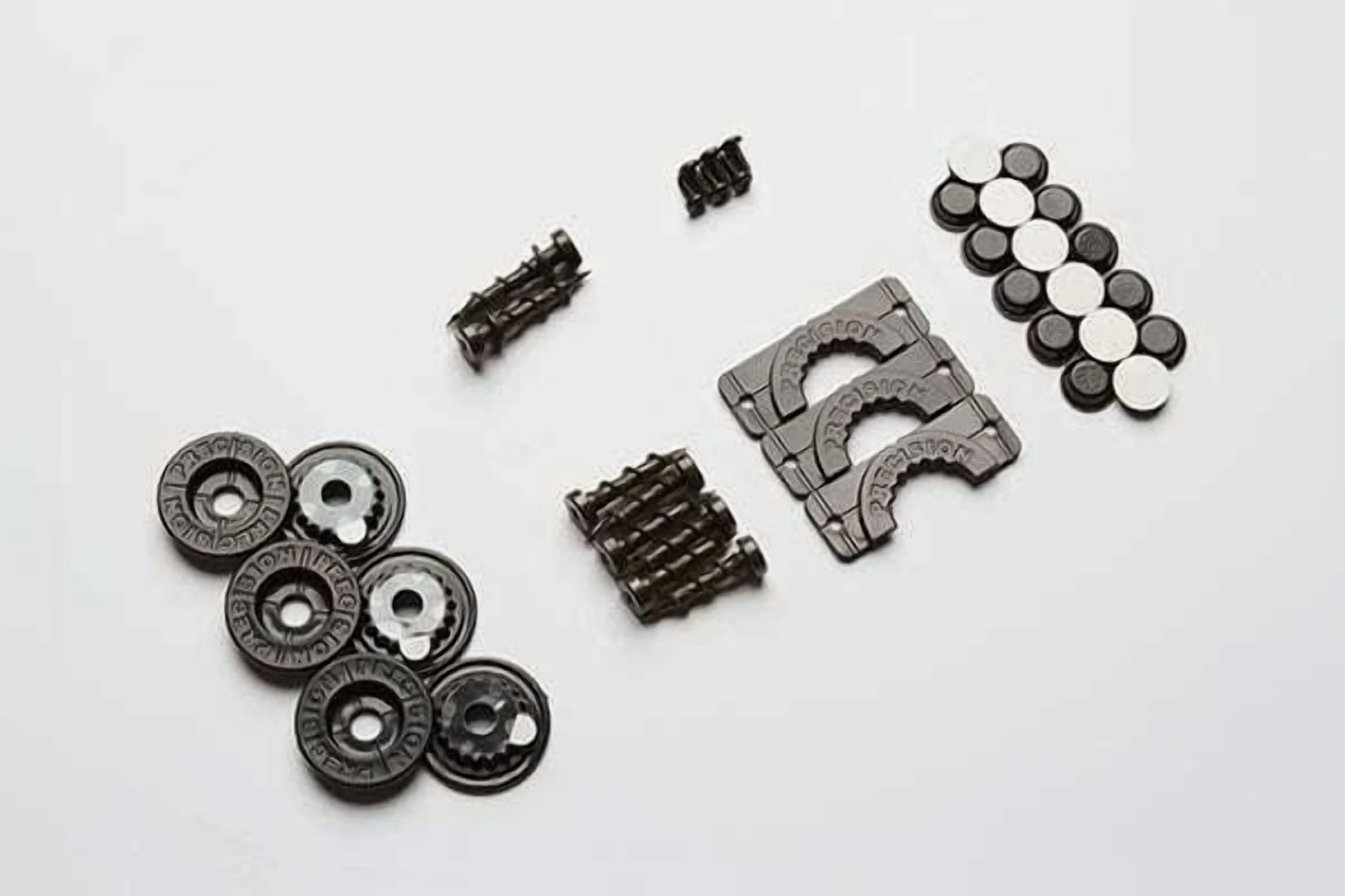 CRESTIN- Precision Picture Hanging Kit, 8 Picture Kit