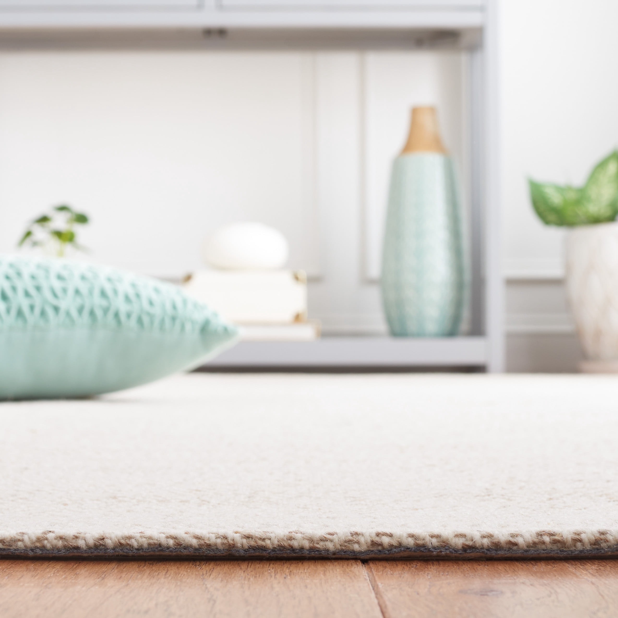 SAFAVIEH Martha Stewart Wilton Geometric Area Rug, Beige/Ivory, 4' x 6'