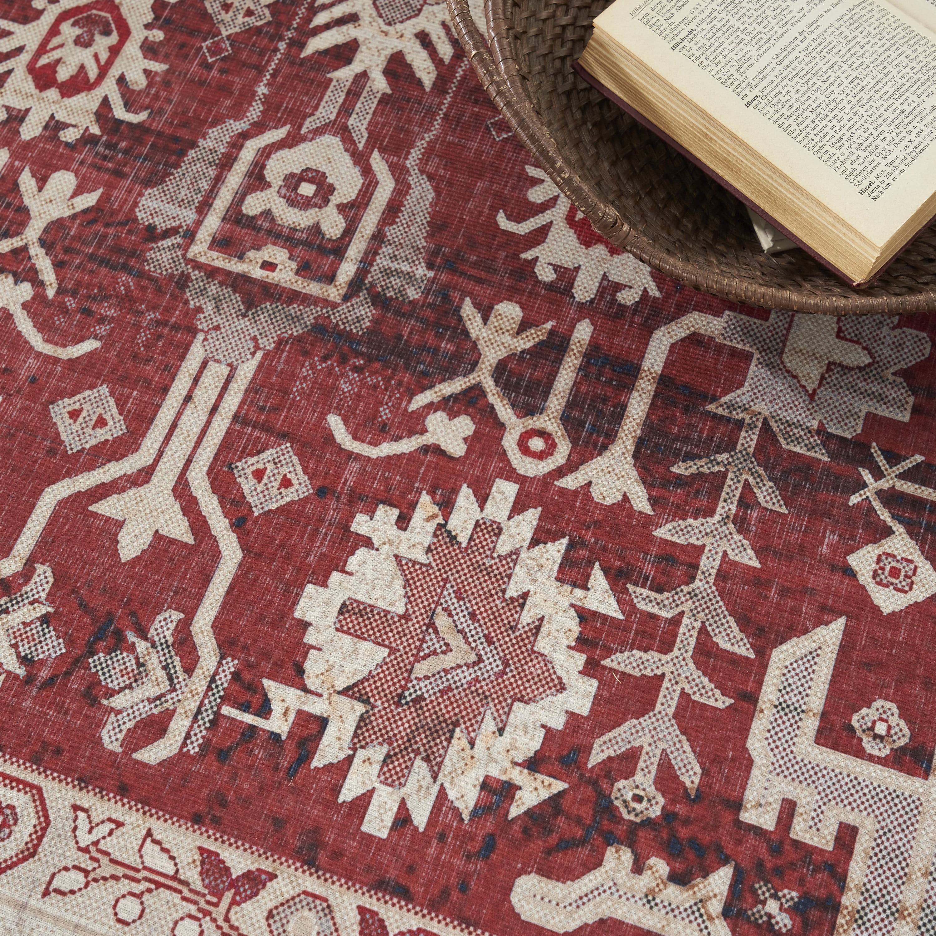 Nourison Vintage Home Bohemian Red 5' x 7' Area Rug (5x7)