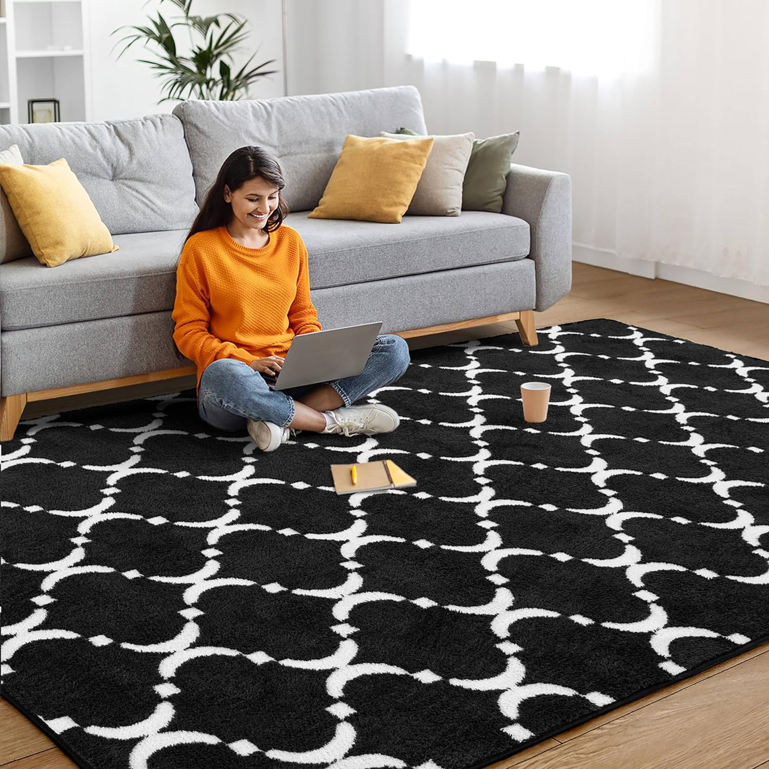 TWINNIS 6'x9' Area Rug Geometric Non Slip Fluffy Carpet,Soft Plush Polyester Rug for Living Room Bedroom,Black White