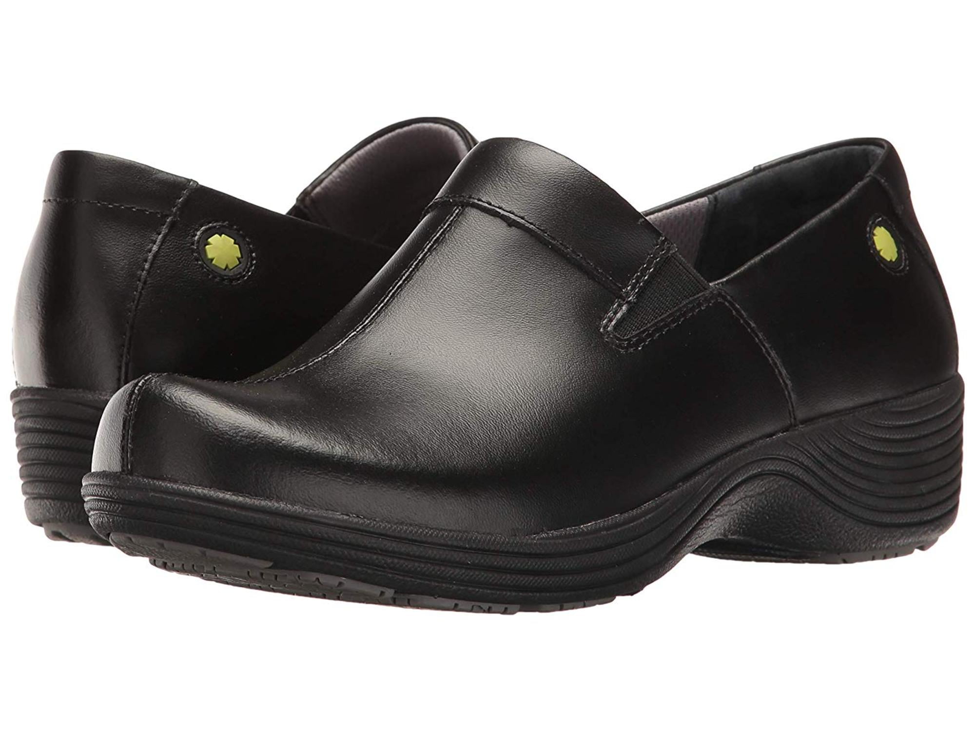 stores that sell dansko clogs
