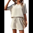 thumbnail image 1 of Conjunto de Pijama para Mujer, de Punto Gofre, de 2 Piezas, para Estar en Casa, con Bolsillos. Crema XL, 1 of 9