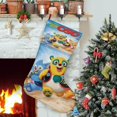 thumbnail image 1 of Agente Especial Oso Tema: Calcetines de Navidad, fino lino blanco para colgar en escaleras y chimenea, decoración navideña para el hogar, regalo de Navidad.54cm×38cm, 1 of 5