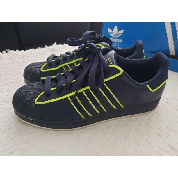Adi-das Originals Superstar Shell Toe Men’s Size 8 Athletic Sneakers