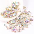 thumbnail image 3 of Lote de 130 diamantes de imitación de cristal con engaste de garra dorada, de formas variadas, para coser sobre piedras de cristal, para vestidos de boda, zapatos, bolsos, adornos DIY, 3 of 5