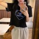 thumbnail image 4 of Letra de impresión gráfica corta Camiseta mujer casual moda manga corta cuello redondo superior para fiesta, 4 of 8