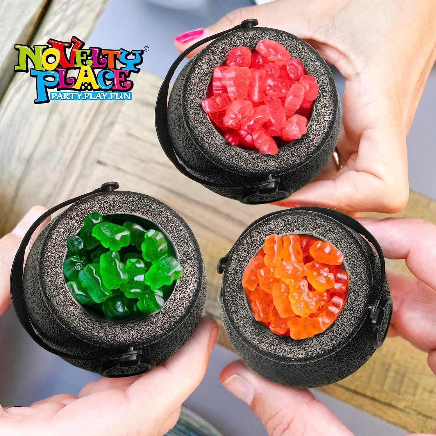 10 Pcs Mini Witch Cauldron Candy Bucket With Handle Plastic Cauldron Halloween Candy Holder Pot Skull Heads Shaped Novelty Kettles Cups Trick Or Treat Candy Pail Holder Party Decoration Favors Witch