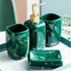 thumbnail image 5 of Juego de accesorios de baño de 4 piezas que incluye: dispensador de jabón, vasos for enjuague bucal y jabonera., 5 of 6