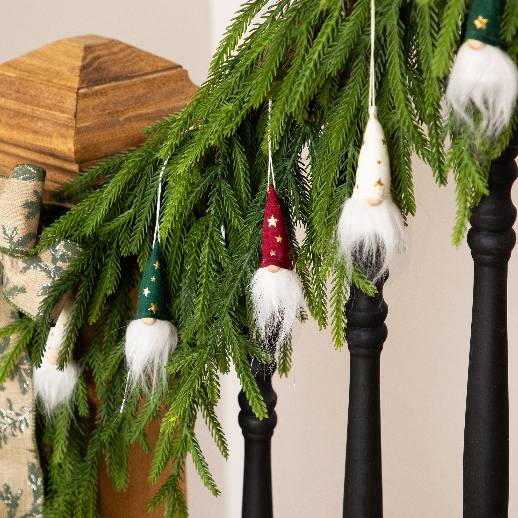 Mini Plush Gnomes in Star Hats Christmas Garland- 4.25'