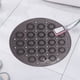 thumbnail image 5 of Alfombra antideslizante con ventosas - Alfombra de ducha redonda de PVC para seguridad en el baño - Alfombra anticaída de 30x30cm con lazo colgante, 5 of 5