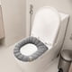 thumbnail image 4 of Funda de asiento de inodoro caliente - Alfombra de baño de punto acrílico, funda antideslizante lavable de 44x36 cm, cojín grueso y suave para mayor comodidad, 4 of 4