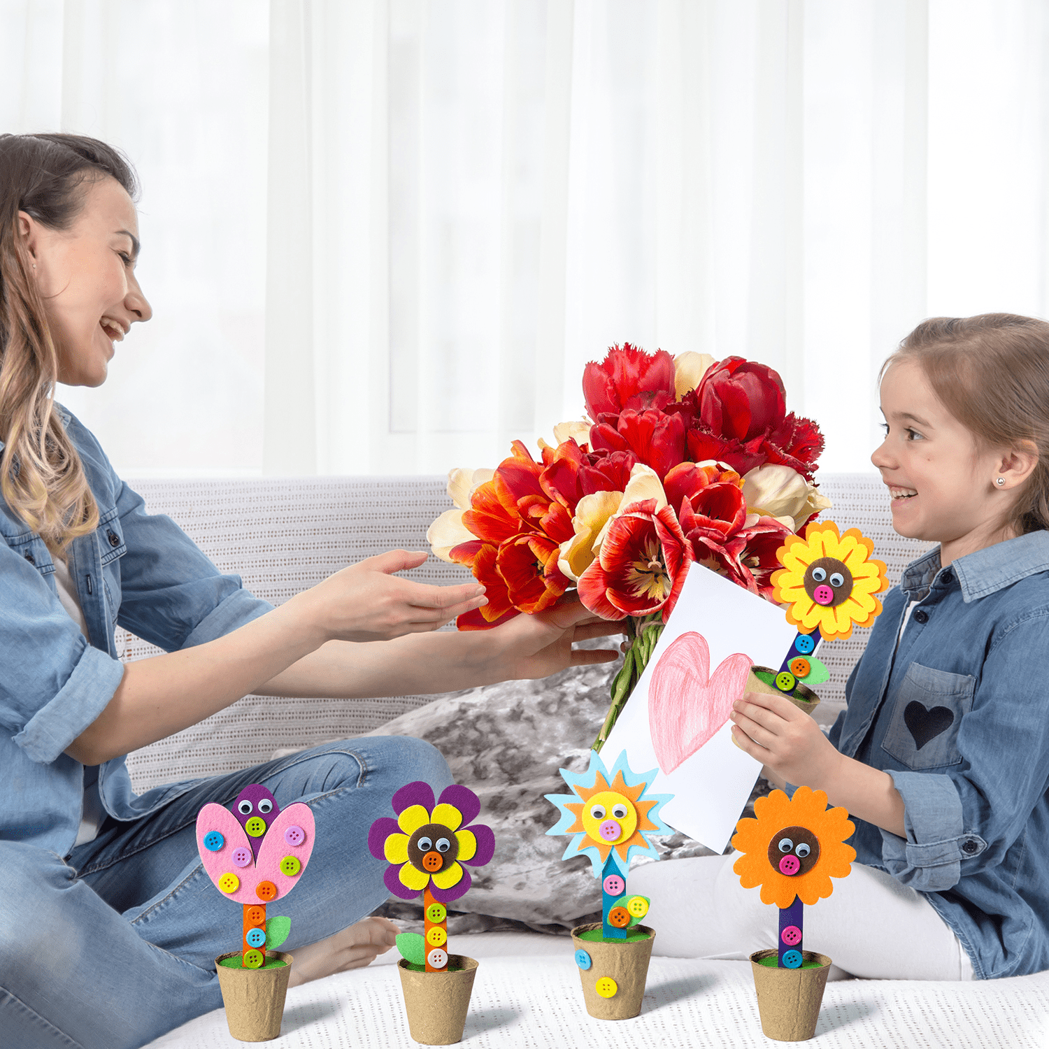 Laffact DIY Felt Flower Craft Kit for Mother’s Day, Standing Flowers Crafts with Paper Pot, Home Decoration & School Fun Activities,24pack