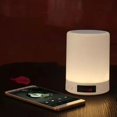 thumbnail image 2 of Lámpara de cabecera pequeña con puerto USB - Lámpara táctil inteligente con puertos de carga USB - Luz blanca cálida regulable - Perfecta como lámpara LED para mesita de noche o luz de noche, 2 of 5