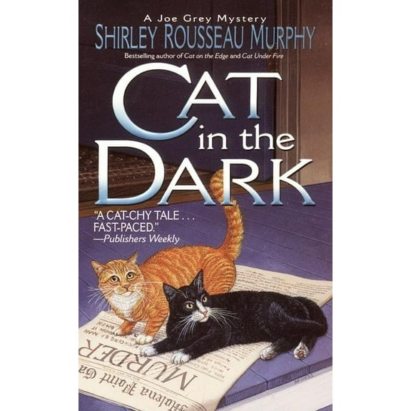 Joe Grey Cat Mystery Cat in the Dark: A Joe Grey Mystery, Book 4, (Paperback)