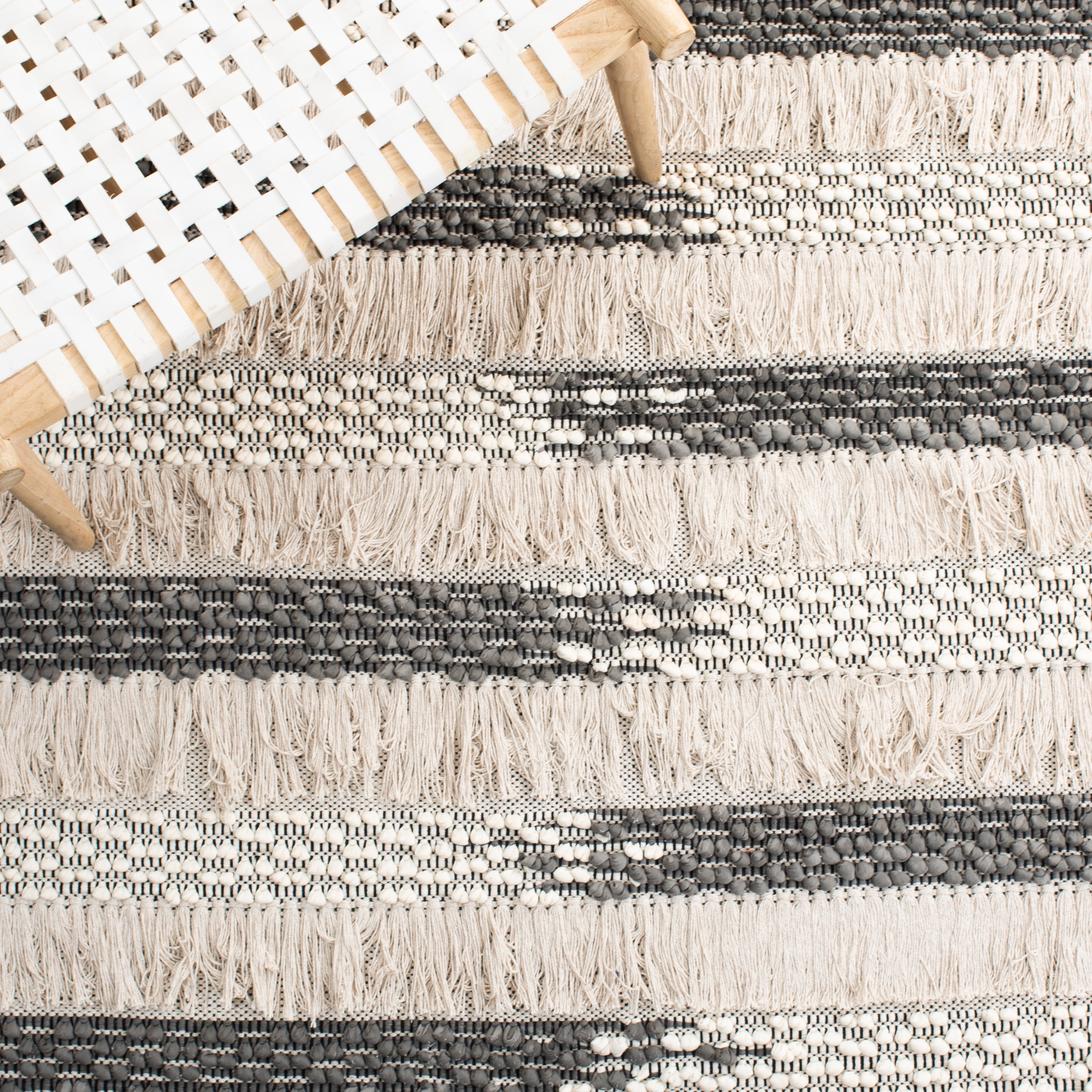 SAFAVIEH Natura Proinsias Striped Cotton Area Rug, Beige/Grey, 4' x 6'
