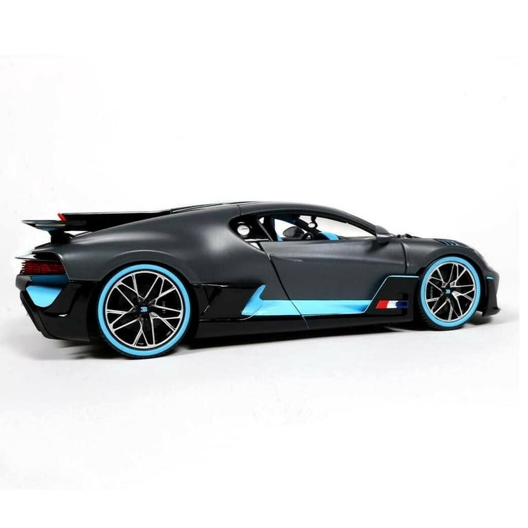 Maisto Special Edition 1/18 Die-Cast Metal Bugatti Divo, Charcoal