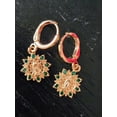thumbnail image 2 of Aretes pequeños colgantes Virgen de Guadalupe con zirconias verdes, 2 of 3