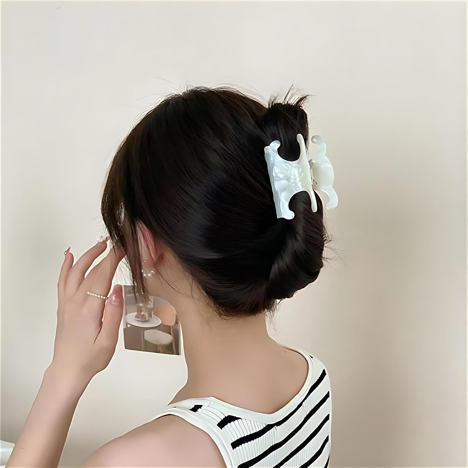 RRDYZLA durable acetate butterfly hair clips, 4 Pack. Medium Size Acetate Hair Claw Clips with Secure Hold,Perfect for Updos(2.76 x 1.66 in)