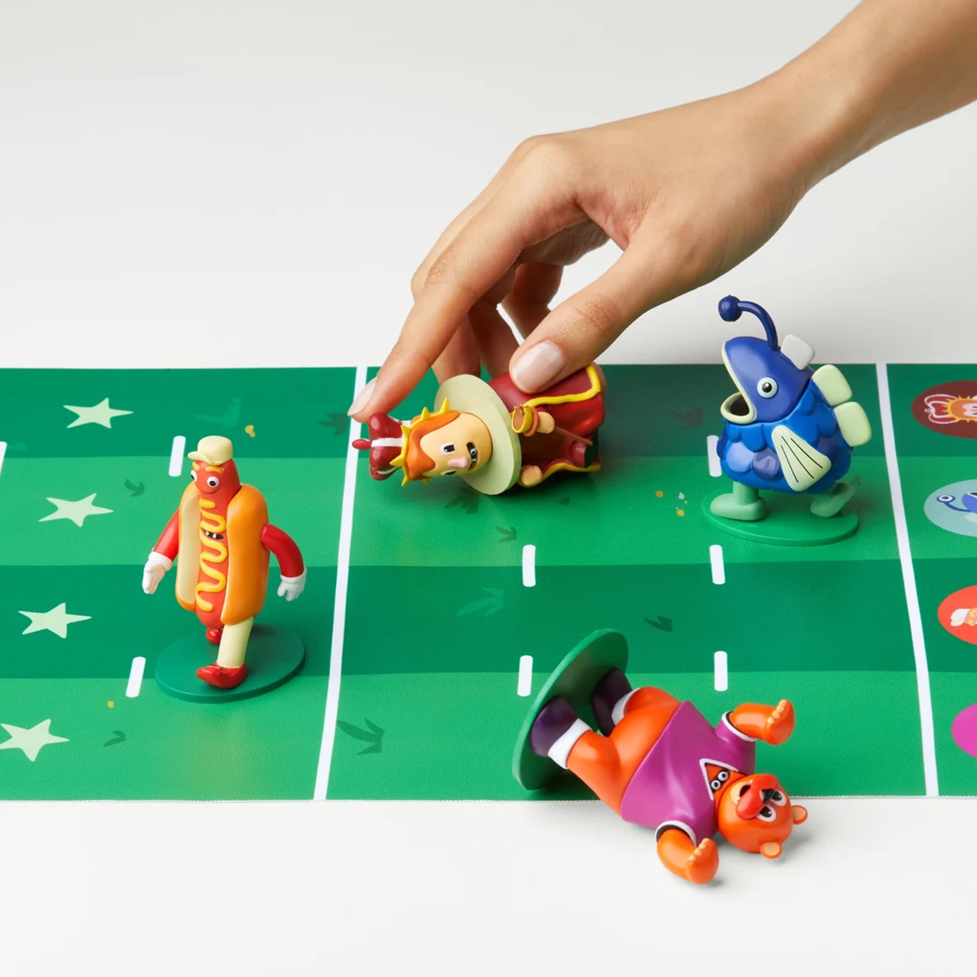 Hot Streak Family Racing Board Game for Ages 6+, from Asmodee
