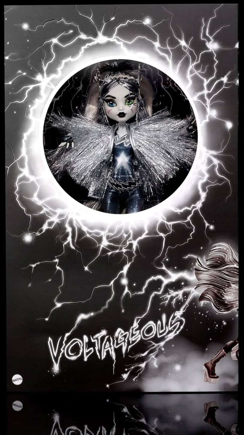 Monster High SDCC 2022 Exclusive Voltageous Frankie Stein Doll