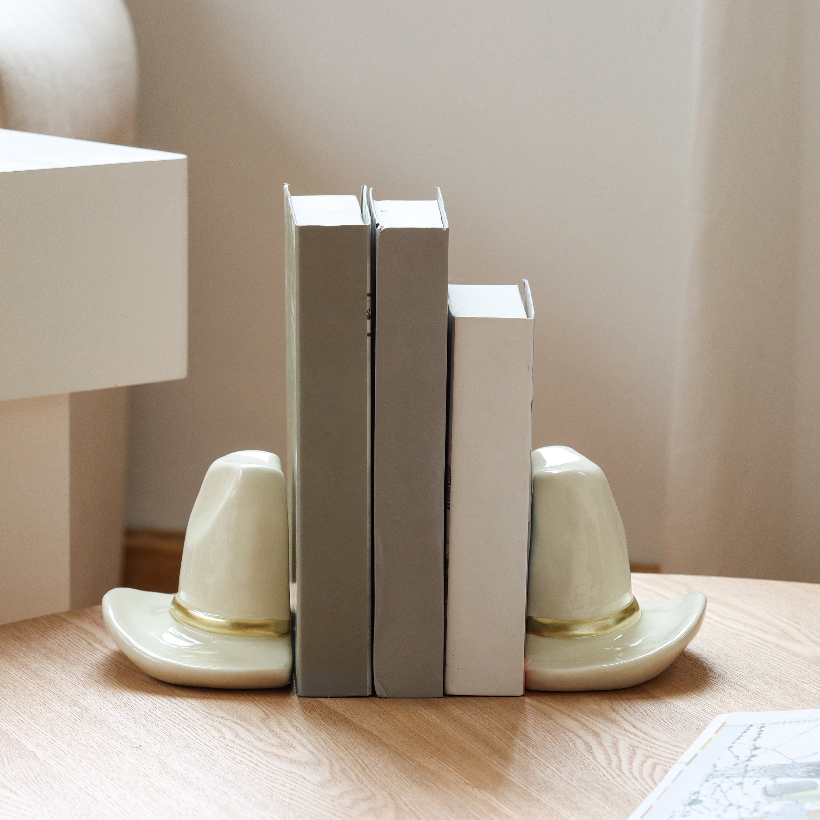 Mainstays White Ceramic Tabletop Cowboy Hat Bookends