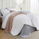 thumbnail image 1 of Juego de edredón Bedsure King reversible blanco/gris de 7 piezas, 1 of 7
