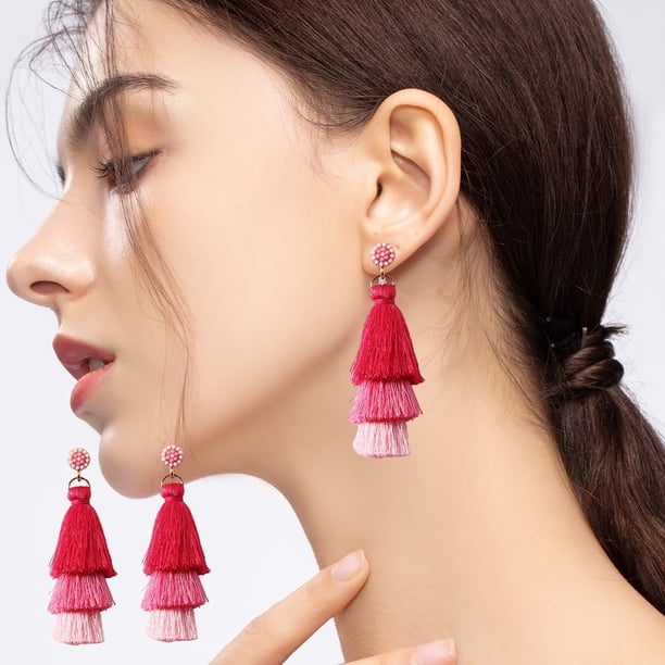 Pendientes de borlas para el Día de San Valentín, versátiles y a la moda.