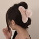 thumbnail image 4 of Pinza grande para el pelo con orejas de conejo: ideal para uso diario, fiestas y eventos. Material de calidad, elegante, suave y cómodo., 4 of 6