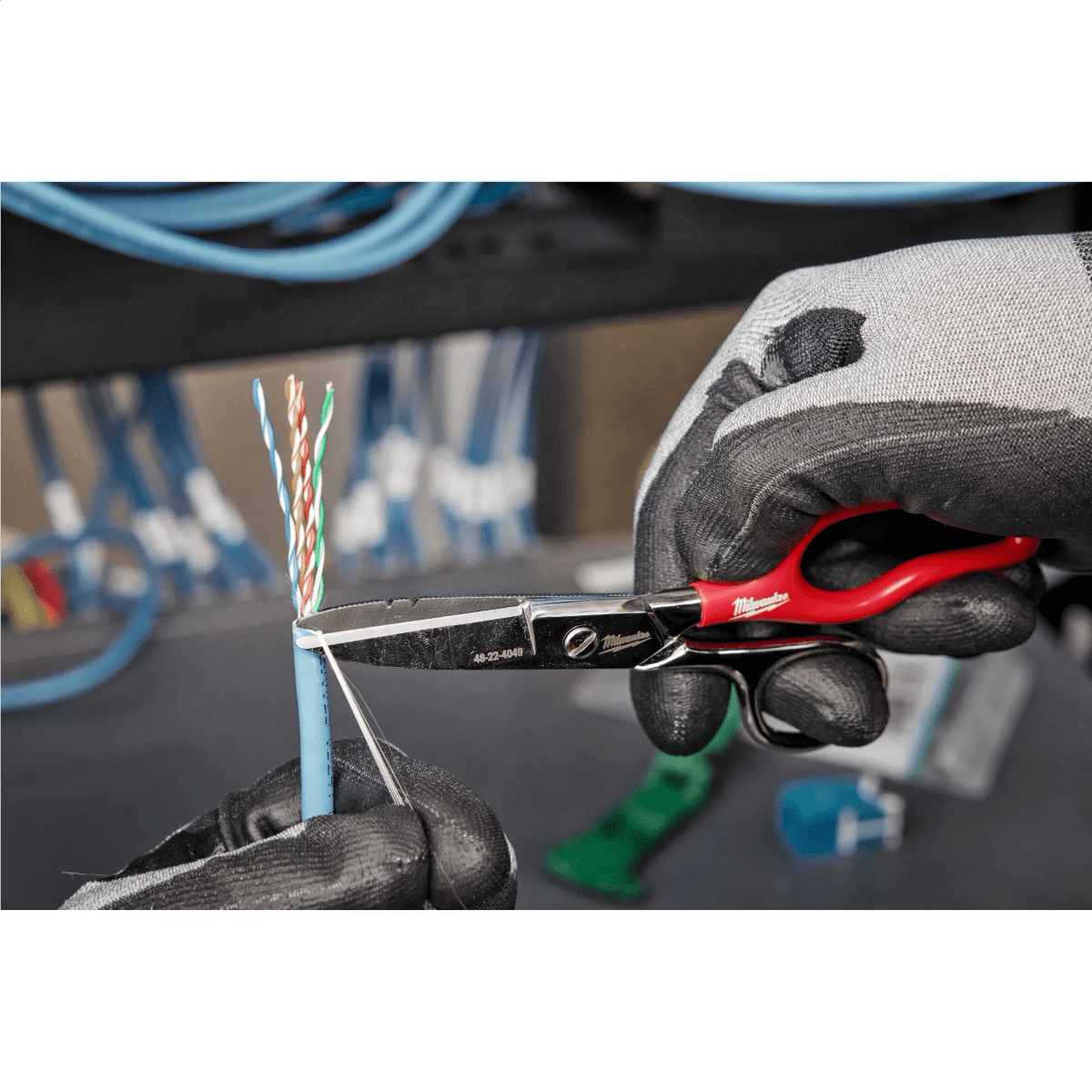 Milwaukee Tool Electrician Scissors with Extended Handle