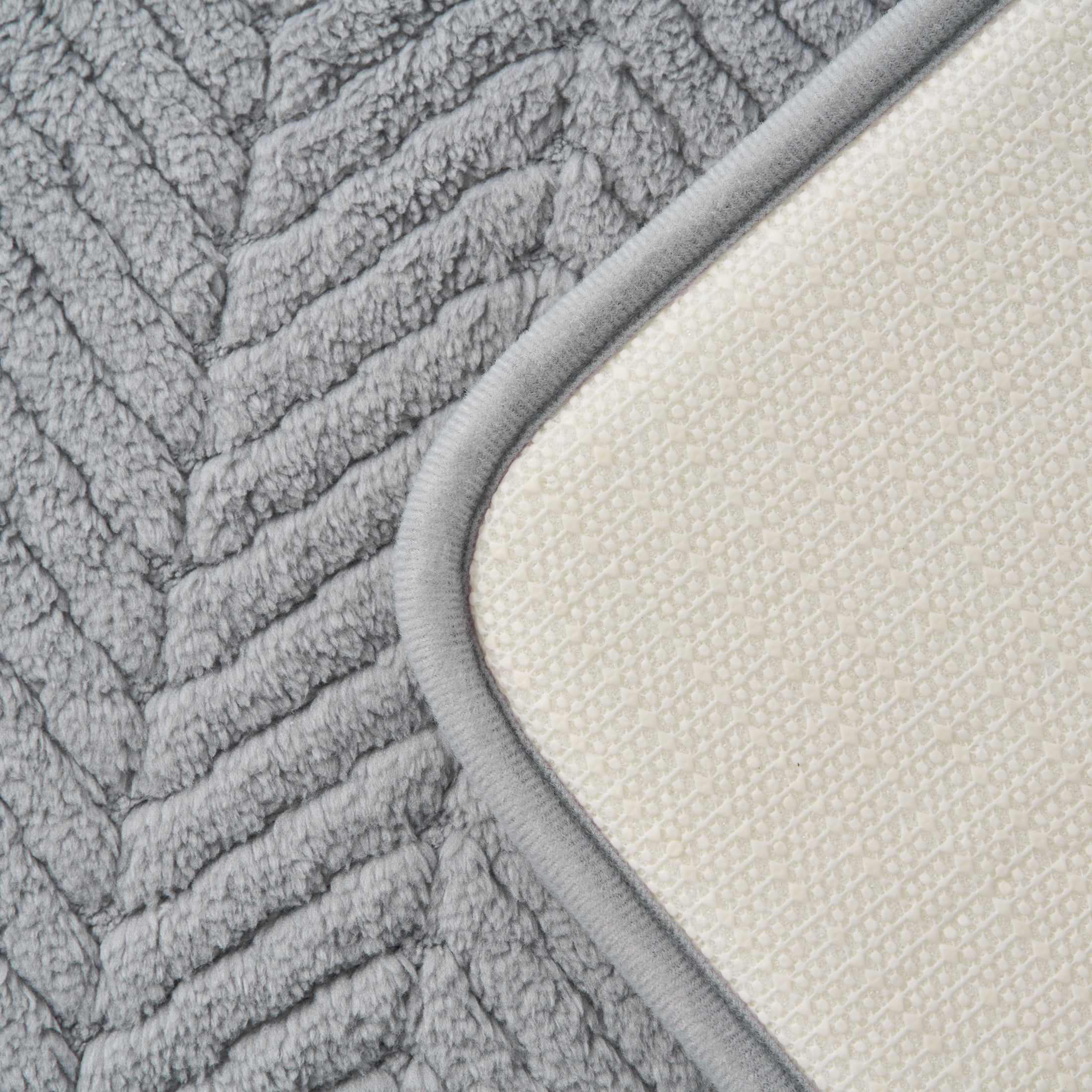 Hotel Style Plush Memory Foam Bath Mat, Gray, 18" x 27"