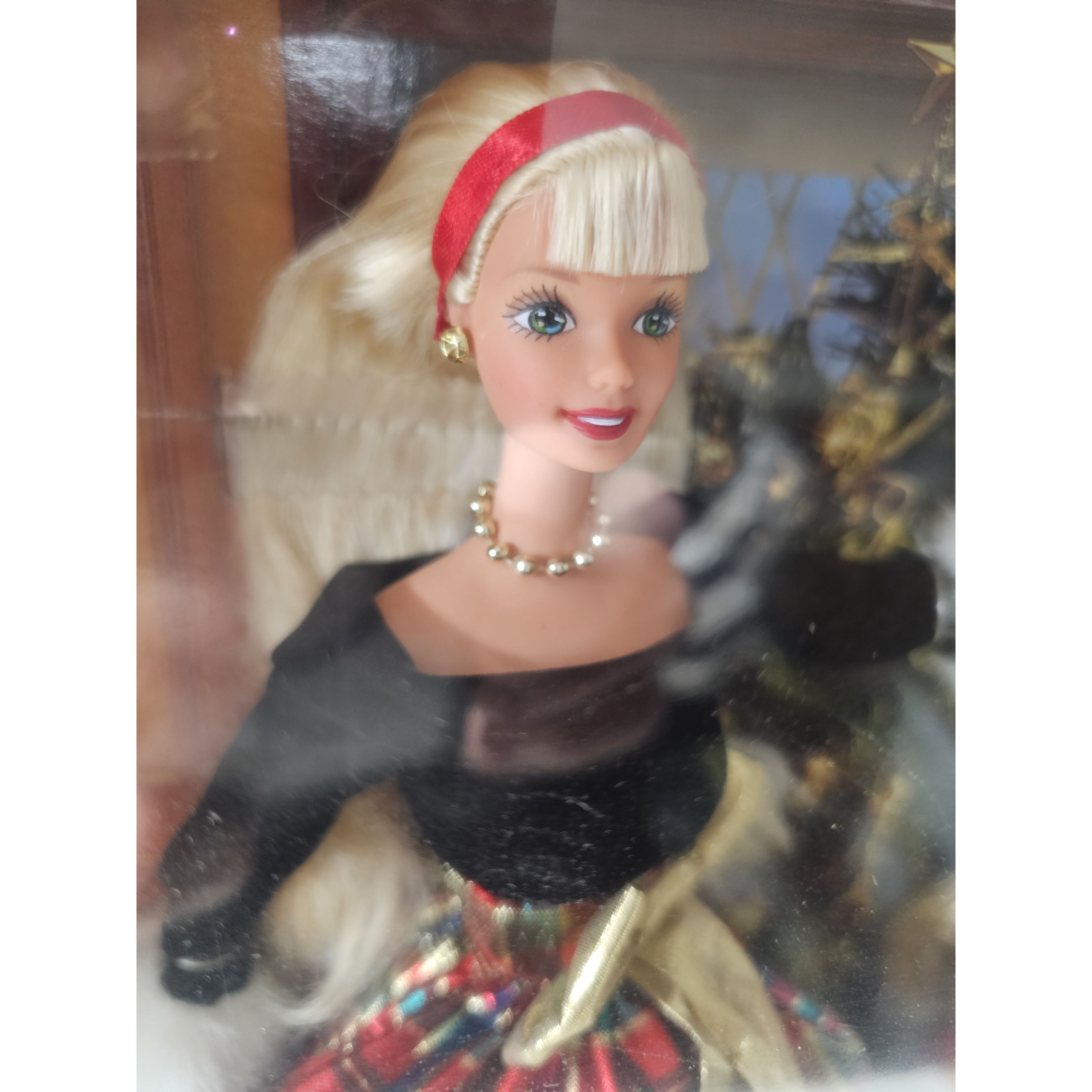Barbie Special Edition Holiday Sisters Doll Gift Set 1998 Mattel 19809
