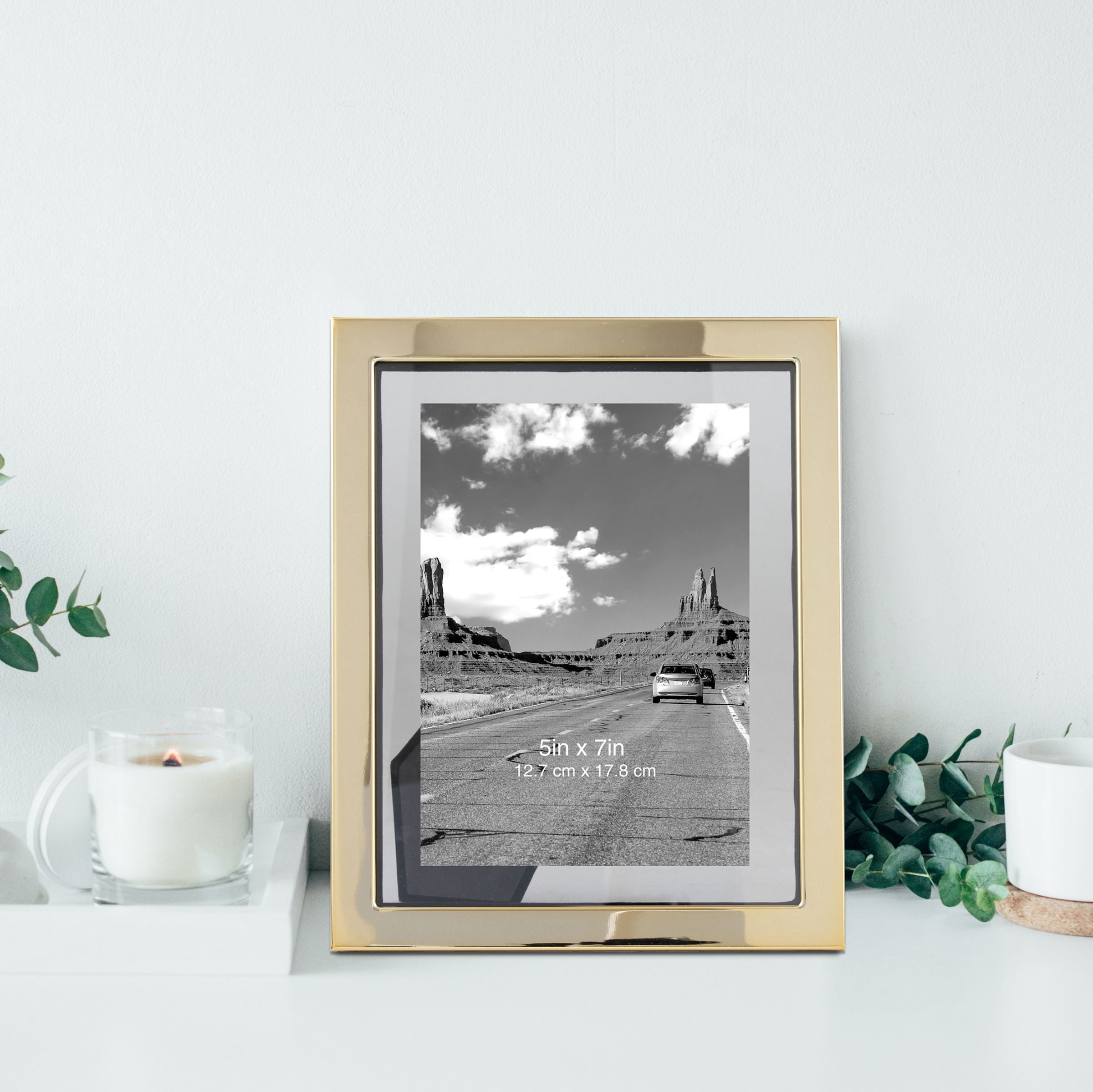 Better Homes & Gardens 5" x 7" Rectangle Metal Tabletop Floating Picture Frame, Gold