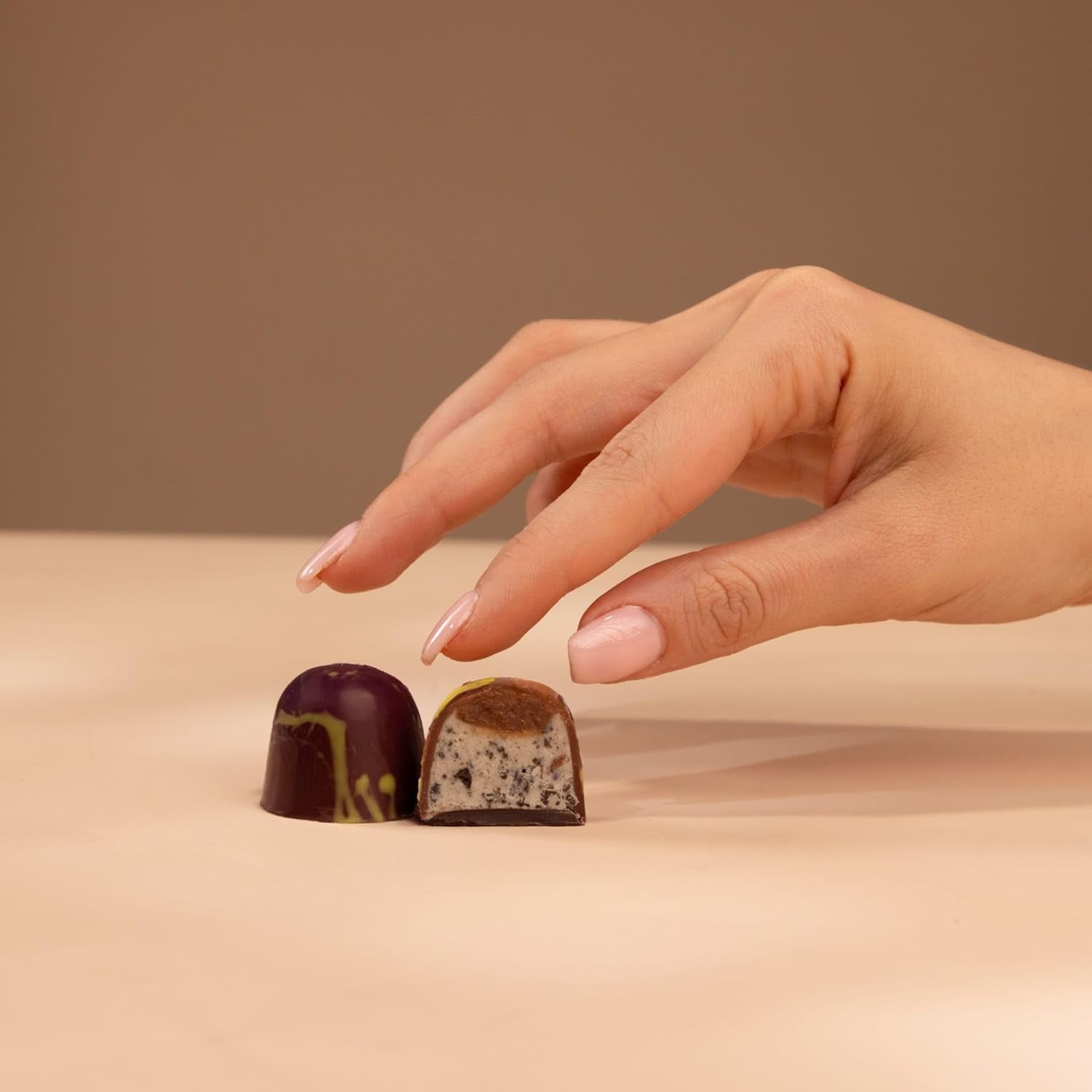 OMNIYA Delicacy Chocolate Galaxy Bonbon Artisan Filled Caramel Green Crème Pistachio 20 Count Mini