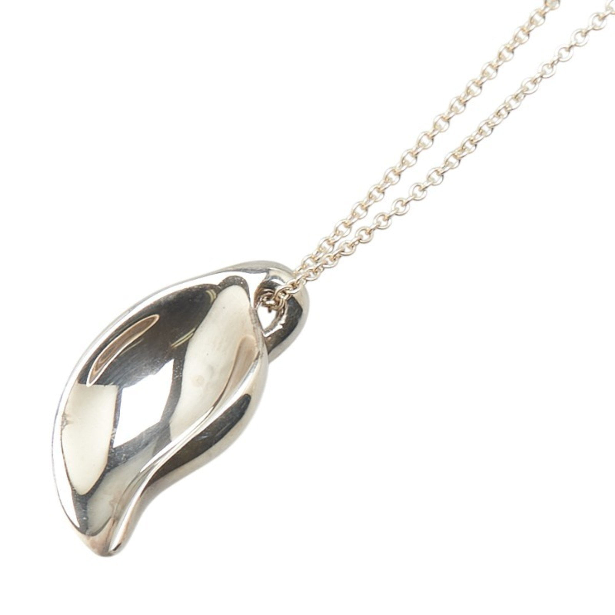 Pre-Owned Tiffany Leaf Necklace in 925 Sterling Silver for Women. TIFFANY & Co. (Good)