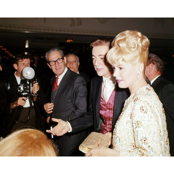 Bobby Darin And Sandra Dee 24X36 Classic Hollywood Poster Candid Pose