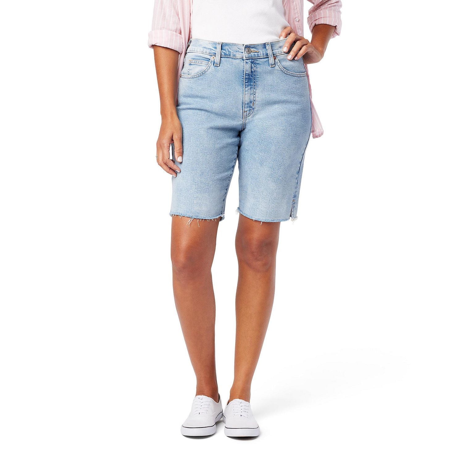 Levi Strauss Signature.™ Women’s Heritage High-Rise Bermuda Shorts
