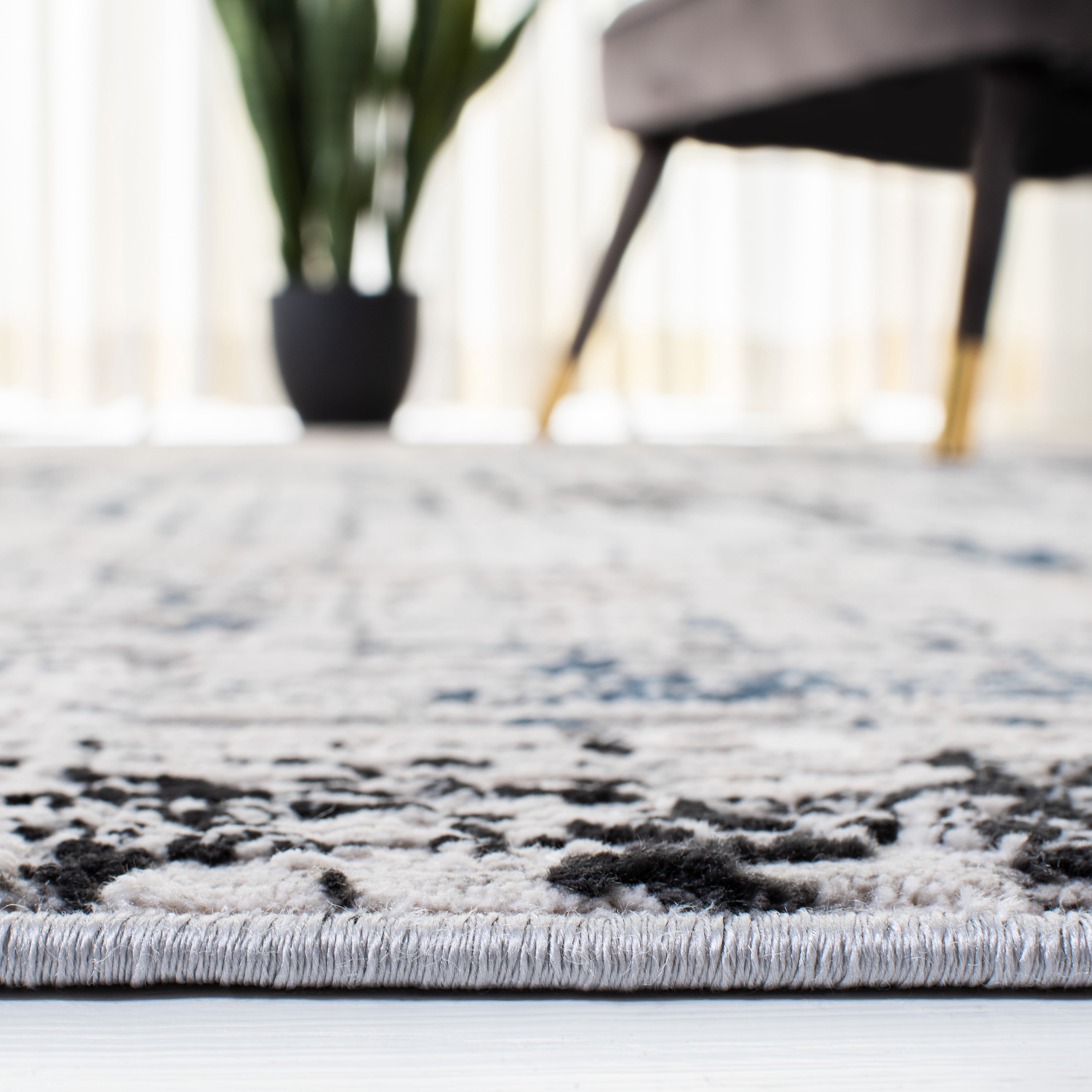 SAFAVIEH Invista Roland Abstract Area Rug, Ivory/Grey, 4' x 6'