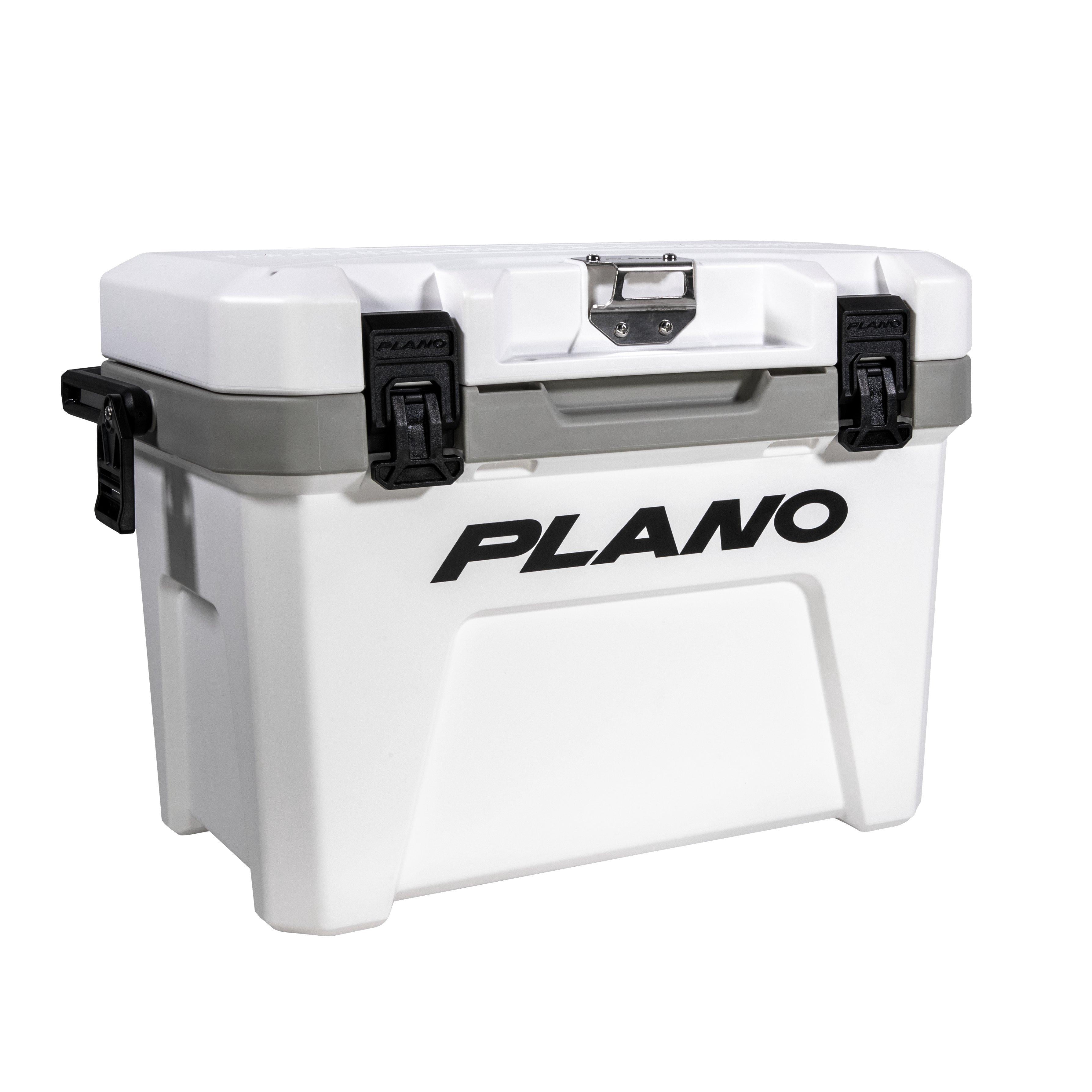 Plano Frost 14 Quart Heavy Duty Cooler, Built In Bottle Opener
