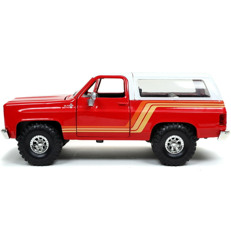 【昭和レトロ】CHEVY BLAZER 4×4　ミニカー Jada 1/24 Just Trucks 1980 Chevrolet Blazer K5 W/Extra