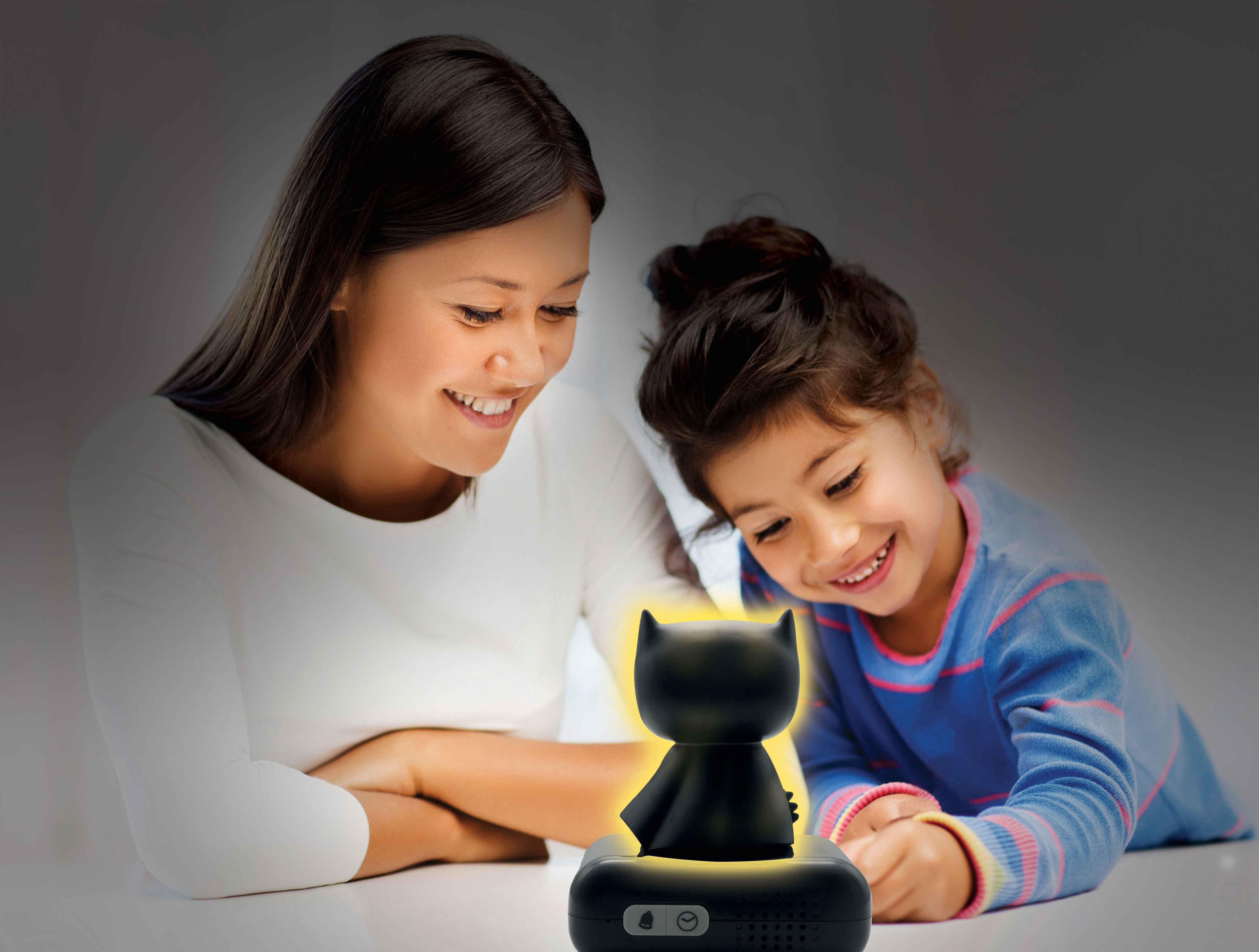Lexibook - Batman Digital Alarm Clock with Night Light Snooze, Clock, Luminous Batman, Black Colour