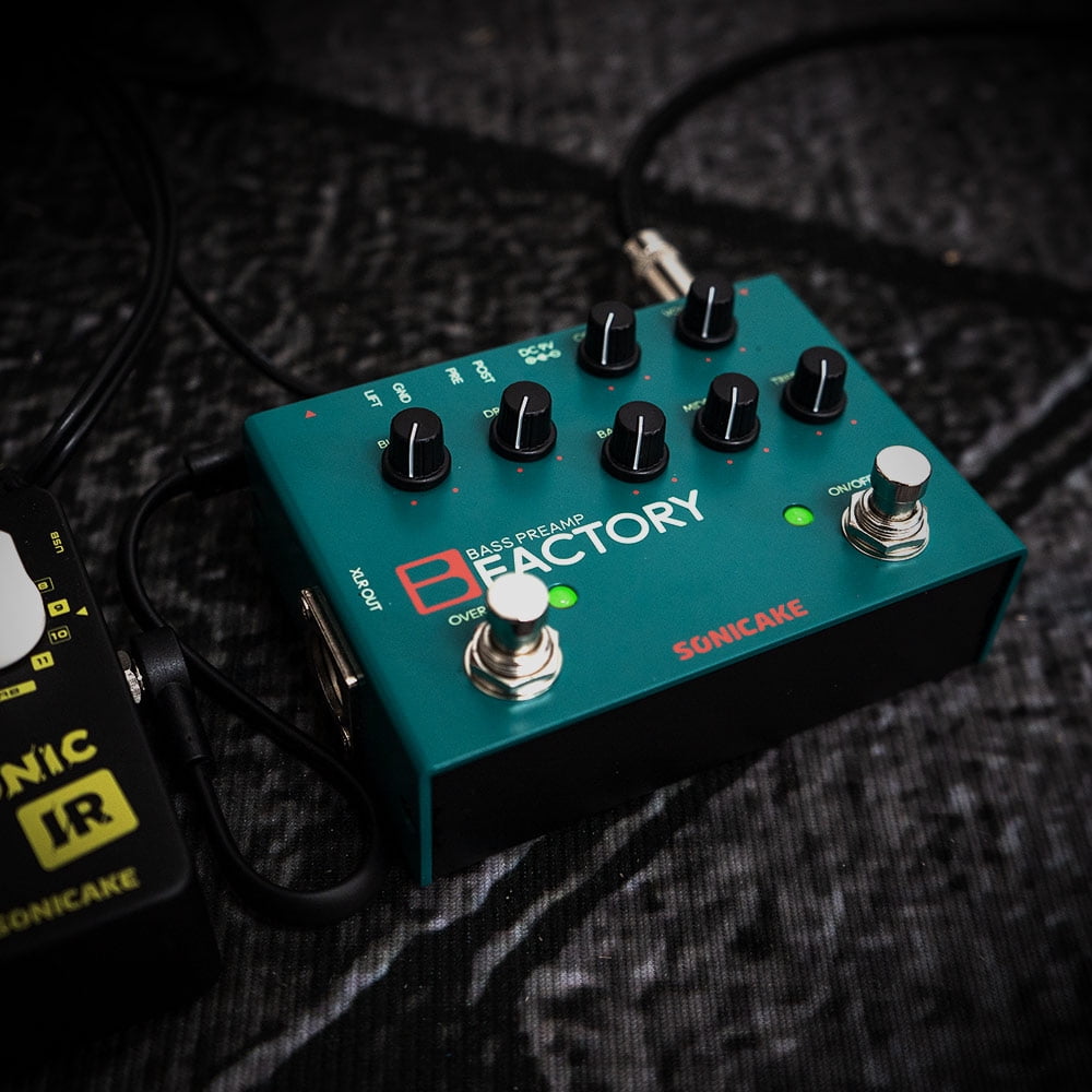 SONICAKE B Factory Analog Bass Preamp Comp Overdrive 3-band EQ PRE/POST Pedals