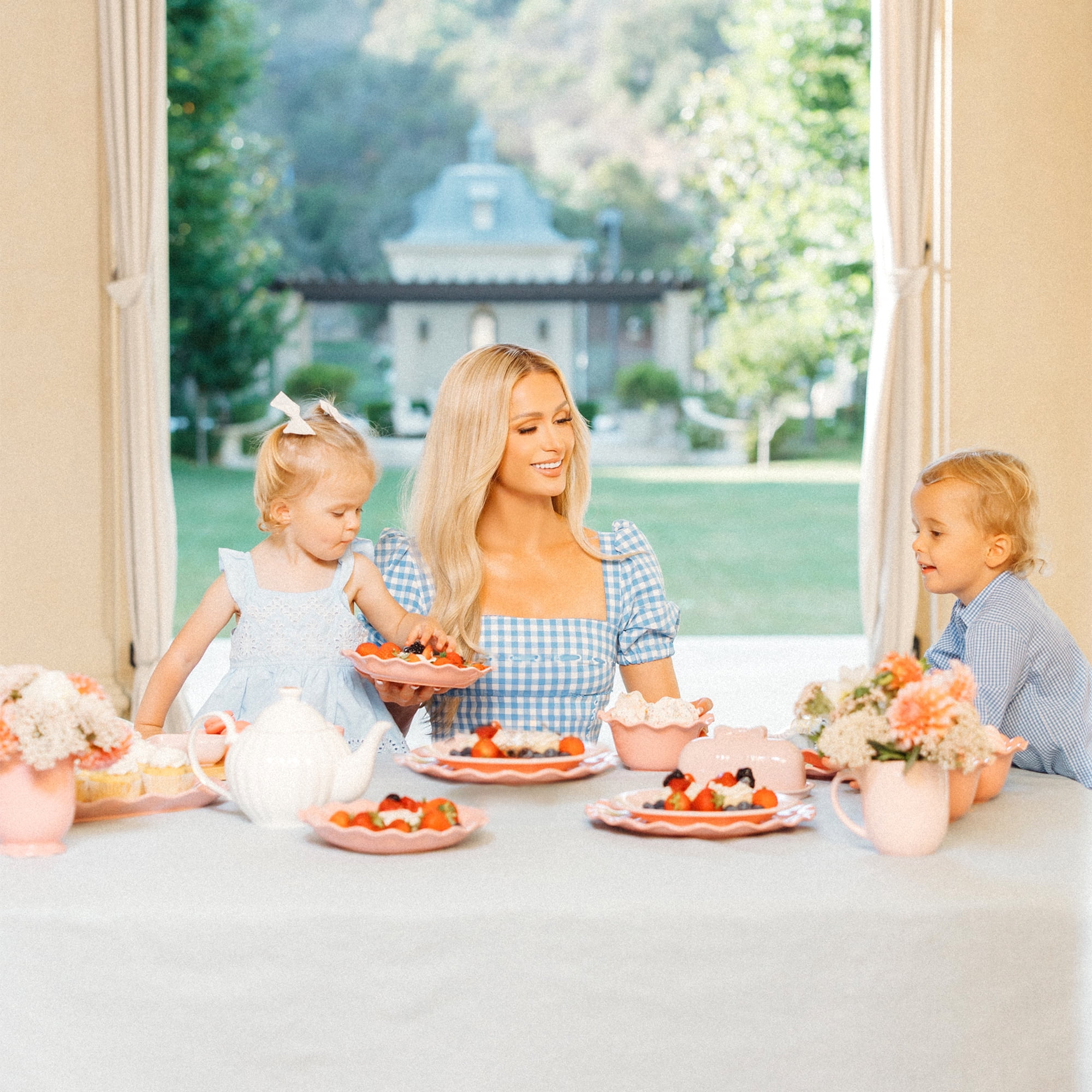 Paris Hilton Heiress Collection 12-Piece Stoneware Dinnerware Set, Plates & Bowls Dish Set, Service for 4, Microwave & Dishwasher Safe, Rose Pink with Scalloped Ruffle Rim