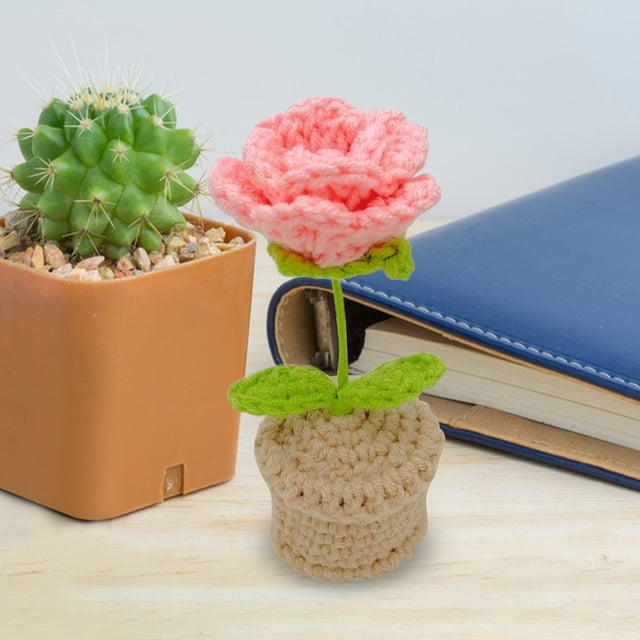 Xihbxyly Maceta Tejida a Mano, Mini Rosa de Ganchillo Decorativa, Planta de Colores Vibrantes, Decoración para Oficina y Hogar, Sin Mantenimiento, No Se Decolora, Tamaño Pequeño, Perfecta para Autos,
